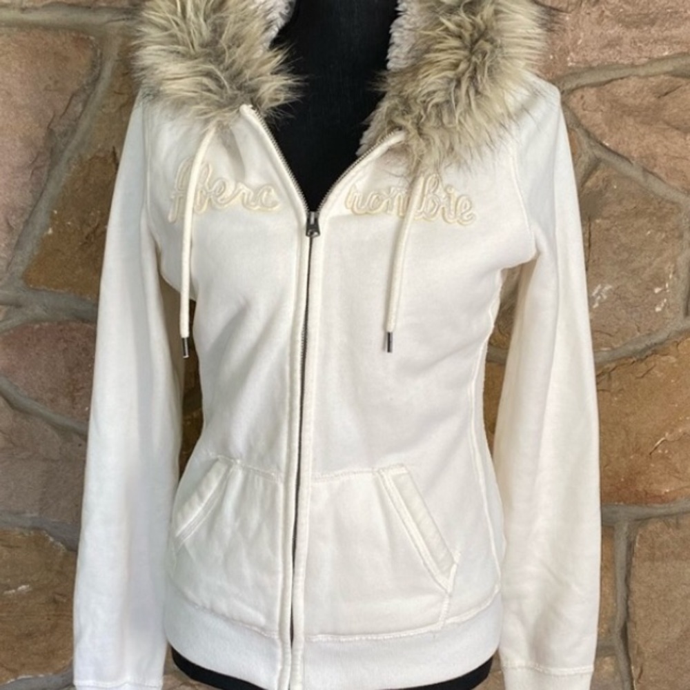 Abercrombie fleece lined off white hoodie, medium